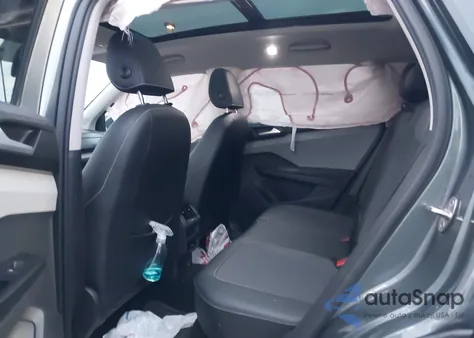 2022 Volkswagen Taos 1.5T Se из США, поврежденный, VIN 3VVPX7B28NM086942